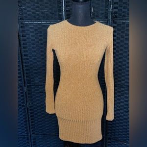 2 for $10 Brown Forever 21 sweater dress. Size small.